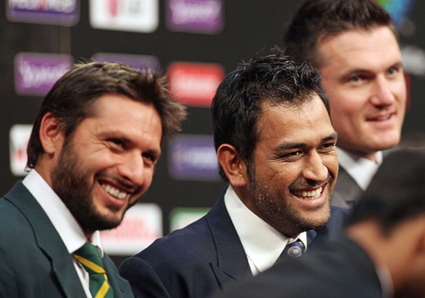 Dhoni with Afridi in an ICC Event