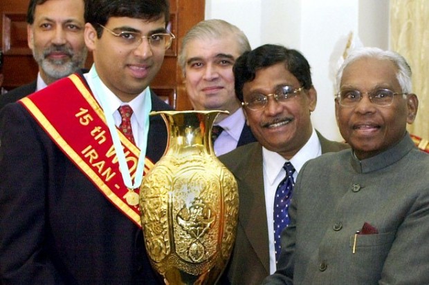 Vishy Anand Meeting With Indian President K.R. Narayanan 