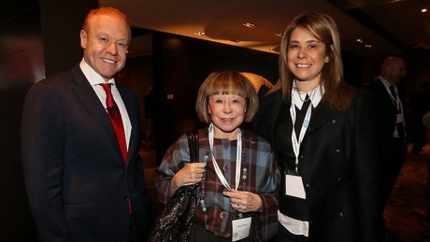 Anthony Pratt with his mother Jeanne and sister Fiona Geminder at the Global Food Forum