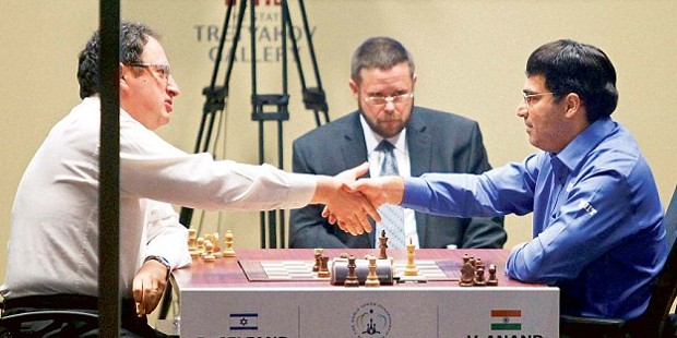 Viswanathan Anand Playing With Boris Gelfand