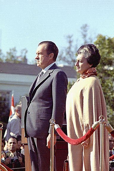 Indira Gandhi with Richard Nixon