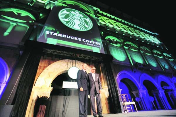 Ratan with Howard Schultz Starbucks chairman, Inaugurated the first store in India 