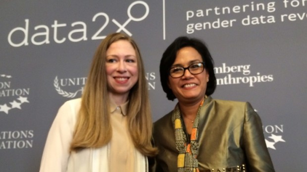 Sri Mulyani Indrawati with Chelsea Clinton at the Data2X event 