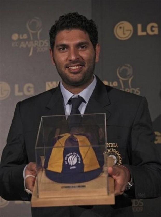 Yuvraj Singh with ICC Cricket Award