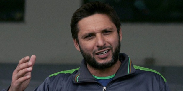 Shahid Afridi Wiki | Age | Wife | Net Worth | Foundation | Sixes