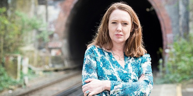 Paula Hawkins