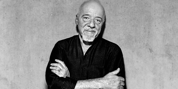 Paulo Coelho creates a Guinness World Record for being the most translated  living author for his book 'The Alchemist' - News18