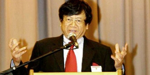 Samuel Tak Lee